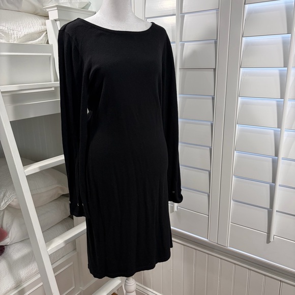 Adrienne Vittadini Dresses & Skirts - Adrienne Vittadini Classic Black Long Sleeve Dress